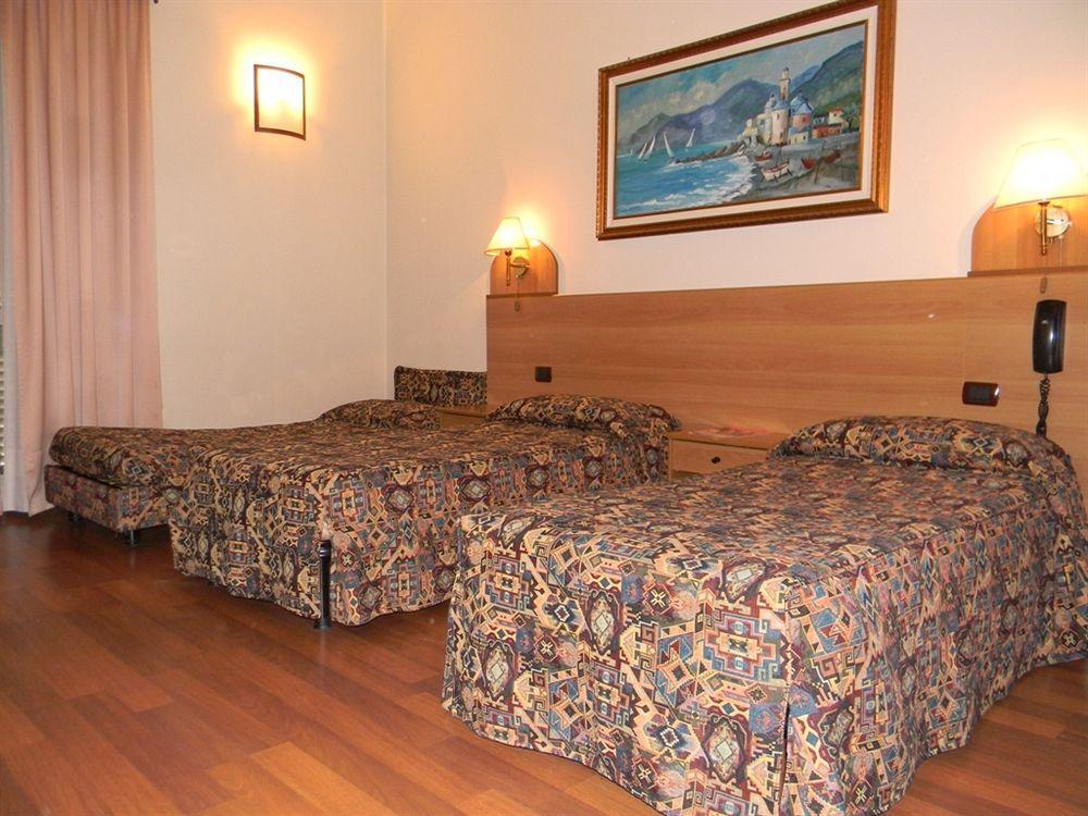 Hotel Eden Турин Экстерьер фото